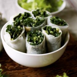 Kale & Scallion Salad Rolls