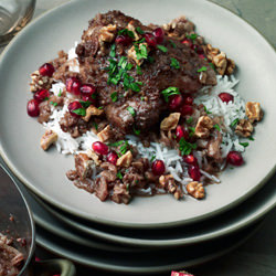 Pomegranate-Walnut Braised Chicken