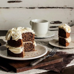 Black Tea Cake & Honey Buttercream