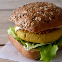 Curry Chickpea Burgers