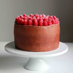 Raspberry Supreme Cake