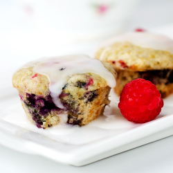 Buttermilk Berry Muffins