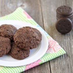 2 Ingredient Soft Thin Mint Cookies