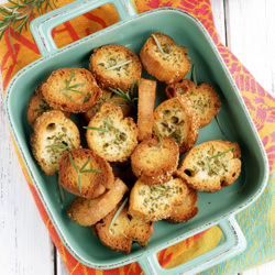 Crunchy Crostini With Rosemary