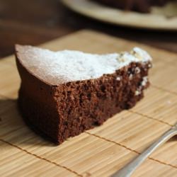 Flourless Chocolate Bean Cake