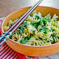 Quick and Healthy Pasta Spinach