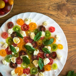 Tomato & Bocconcini Salad