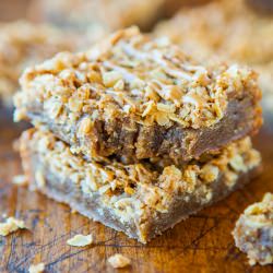 Cookie Butter Streusel Bars
