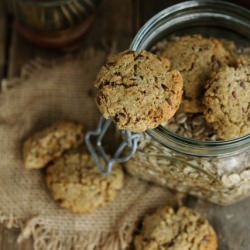Quiona Cookies with Rye Flakes