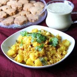 Potato Phoa (Beaten Rice)