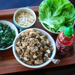 Healthy Thai Chicken Lettuce Wraps