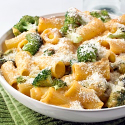 Broccoli Cheddar Pasta Bake