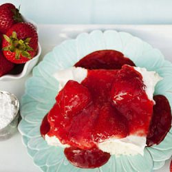 Strawberry Cream Cake