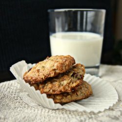Crispy & Crunchy Almond Cookies