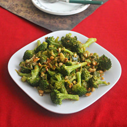 Broccoli with Roasted Peanuts