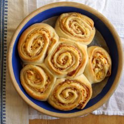 Ham & Gruyère Breakfast Buns