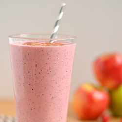 Spiced Apple Cranberry Smoothie