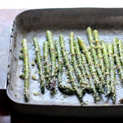 Sesame Garlic Roasted Asparagus