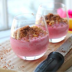 Raspberry Yogurt