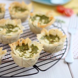 Spinach and Cheese Baskets