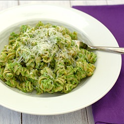 Pasta with Broccoli Pesto
