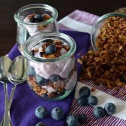 Blueberry Granola Parfait