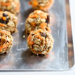 No-Bake Carrot Cake Bites