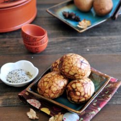 Chinese Tea Eggs (糖心茶葉蛋)