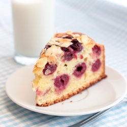 Juicy Cherry Cake