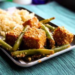 Sesame Crusted Tofu & Green Beans