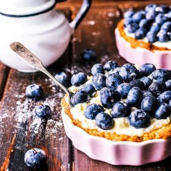 Mini Tart with Blueberries