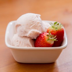 Strawberry & Buttermilk Ice Cream