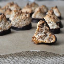 Paleo Coconut Macaroons