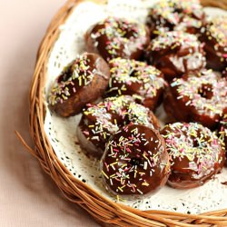 Doughnuts with Chocolate Glaze