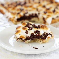 S’more Macaroon Bars