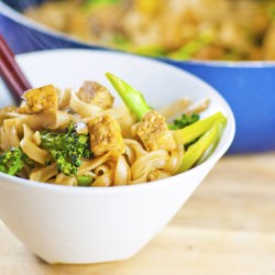 Tempeh and Broccoli Noodles