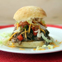 Slow Cooker Mexican Beef Sandwich