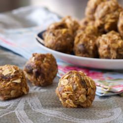 Peanut Butter Energy Bites