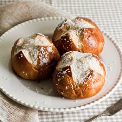 Soft Pretzel Bread Buns