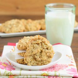 Oatmeal Toffee Cookies
