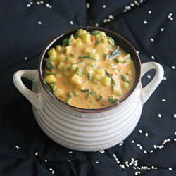 Cuucmber with Sesame Seeds
