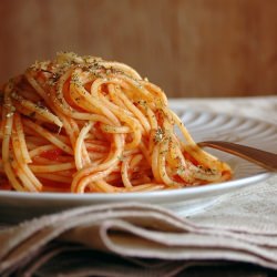 Spaghetti with Tomato and Oregano