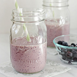 Blueberry Peanut Butter Smoothie