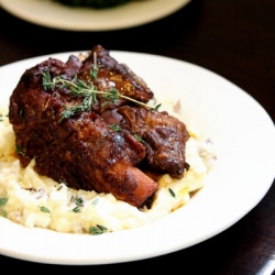 Slow Cooker Short Ribs