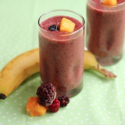Mango Banana Berry Smoothie