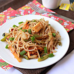 Vegetable Hakka Noodles