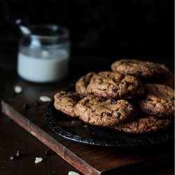 Almond Butter Chocolate Chip Cookie