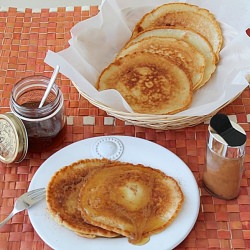 Tiganites with Yogurt
