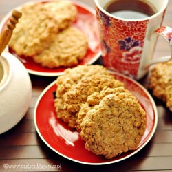 Crunchy Oatmeal Cookies