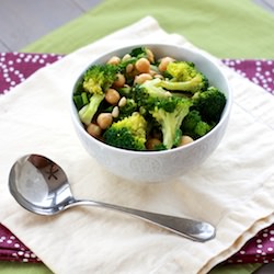 Broccoli Chickpea Salad